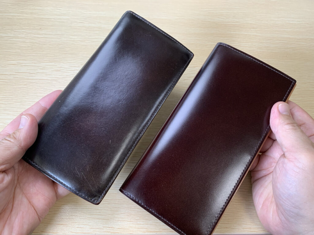 GANZOの「コードバン」シリーズの長財布　左：10年モノ　右：新品の国産コードバン