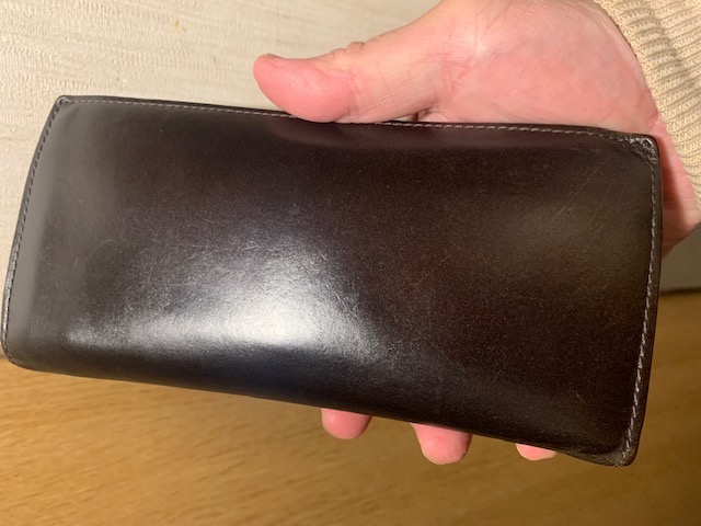 2026年4月現在で13年目になるGANZO製国産コードバン長財布
