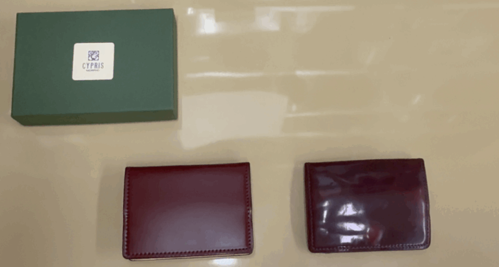 新品が10年以上かけてエイジングするとここまで変化する顔料染めコードバン