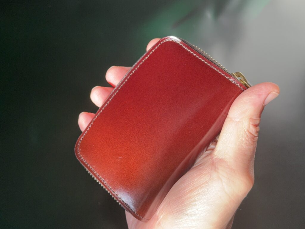 光のあたり具合によってこれだけ色が違って見えます