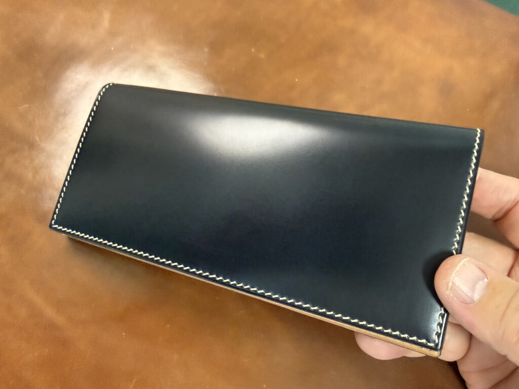 万双の国産コードバン長財布　ベーシックなデザインが素晴らしい